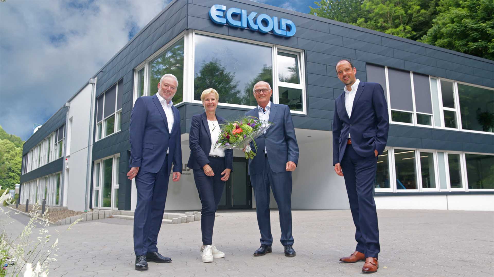 ECKOLD Geschäftsführung Ralf Pilgrim, Annegret Eckold, Patric Daske zusammen mit Dr. R. Beyer 