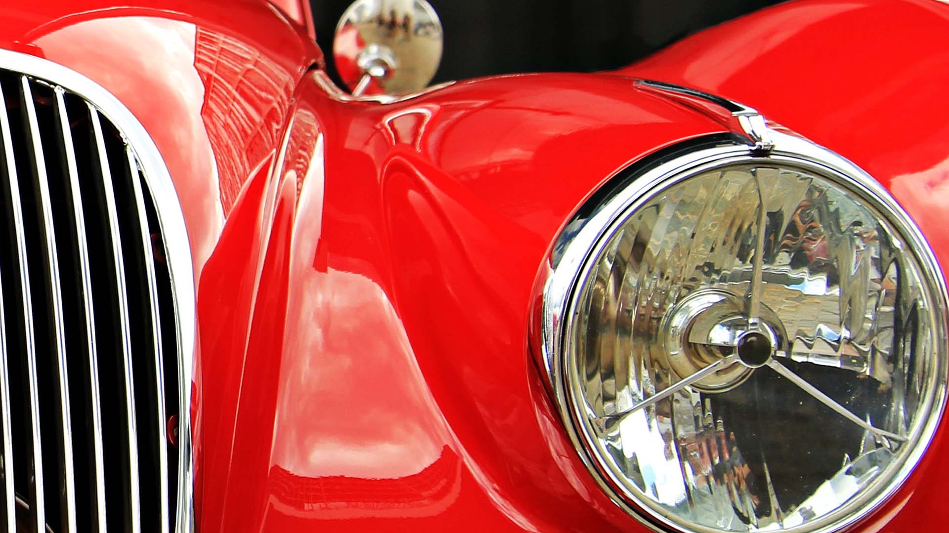 ECKOLD bietet Maschinen zur Oldtimerrestauration