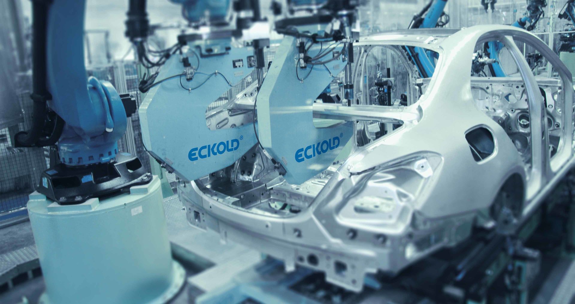 ECKOLD 机器用于：汽车制造工业